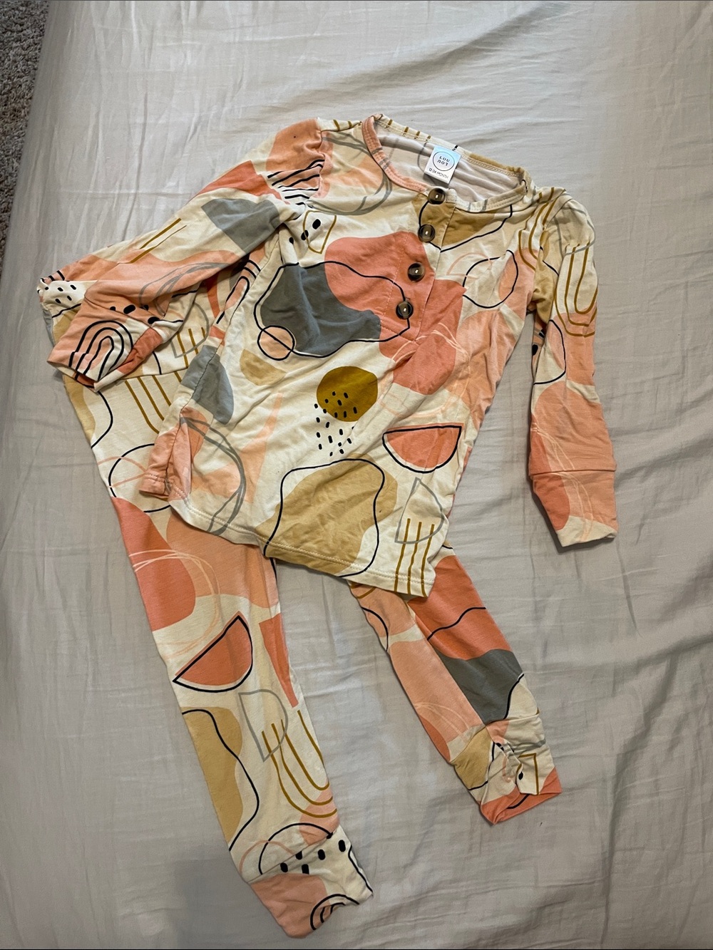 Kids Long Sleeve Pajama Set in Peach & Cream Abstract Print